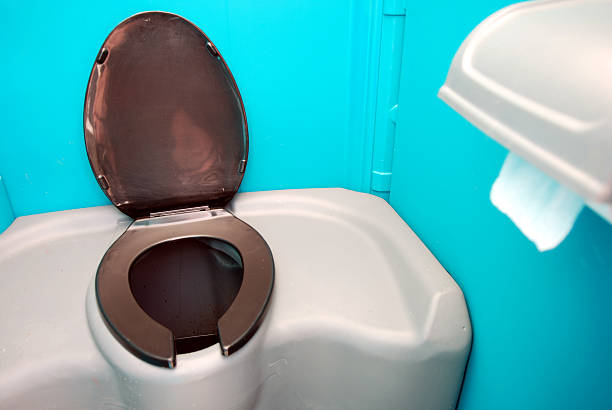 Best Construction site porta potty rental  in Gibson City, IL