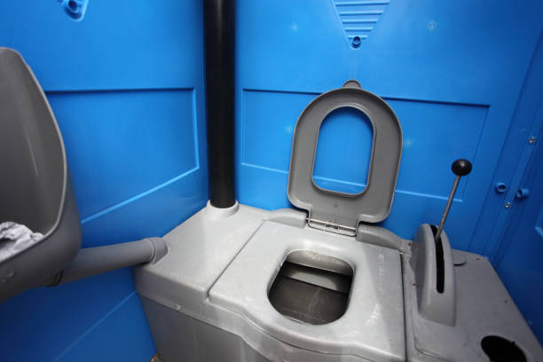 Portable Toilet Options We Offer in Gibson City, IL